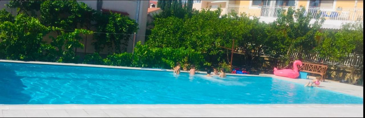 Eco-Friendly Estate I Aparthotel Primosten Ngoại thất bức ảnh