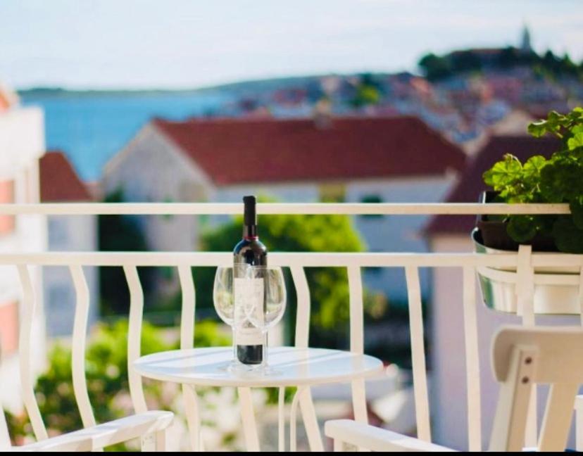 Eco-Friendly Estate I Aparthotel Primosten Ngoại thất bức ảnh