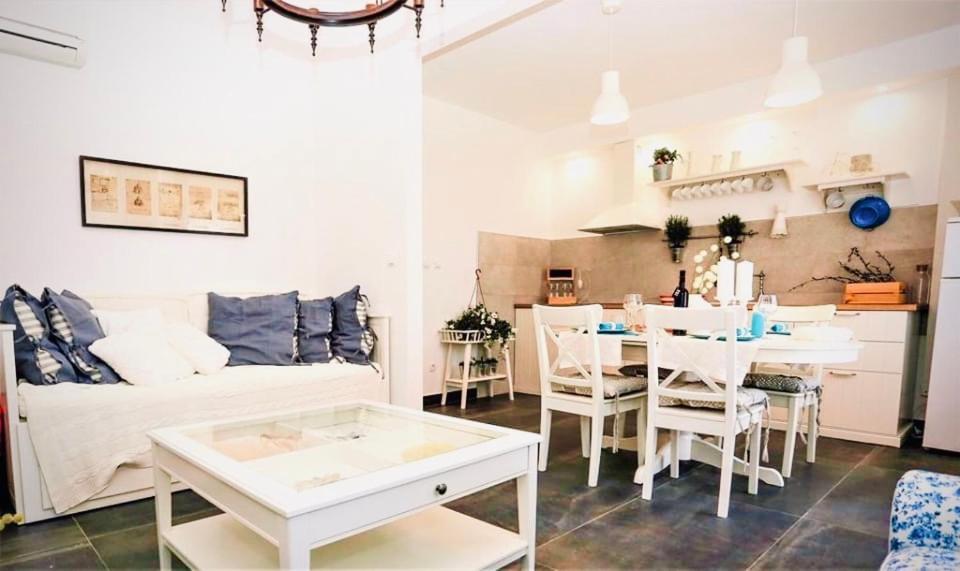 Eco-Friendly Estate I Aparthotel Primosten Ngoại thất bức ảnh