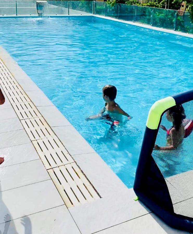 Eco-Friendly Estate I Aparthotel Primosten Ngoại thất bức ảnh